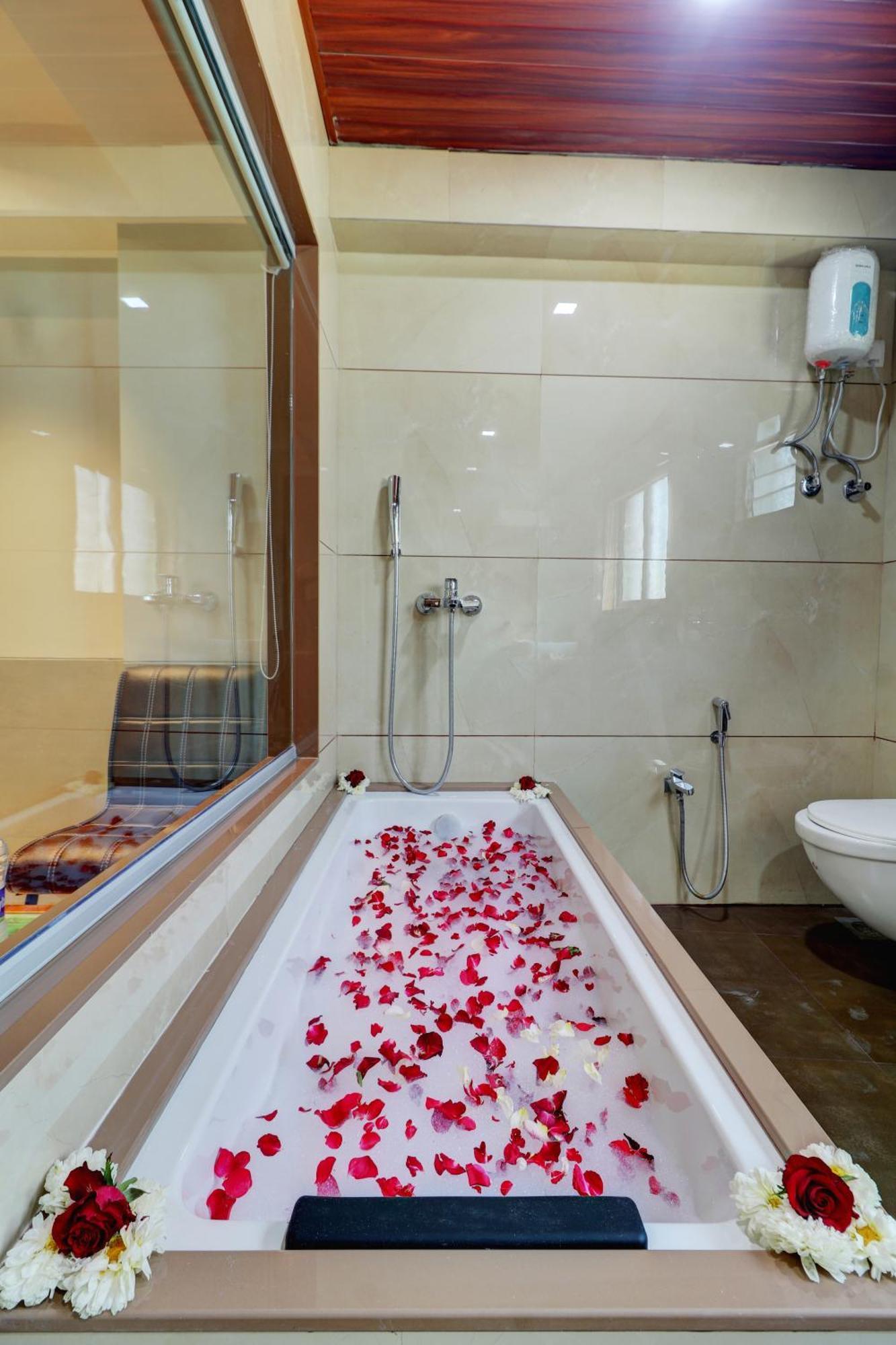 Sai Nidhi Residency Hotel Navi Mumbai Exterior photo