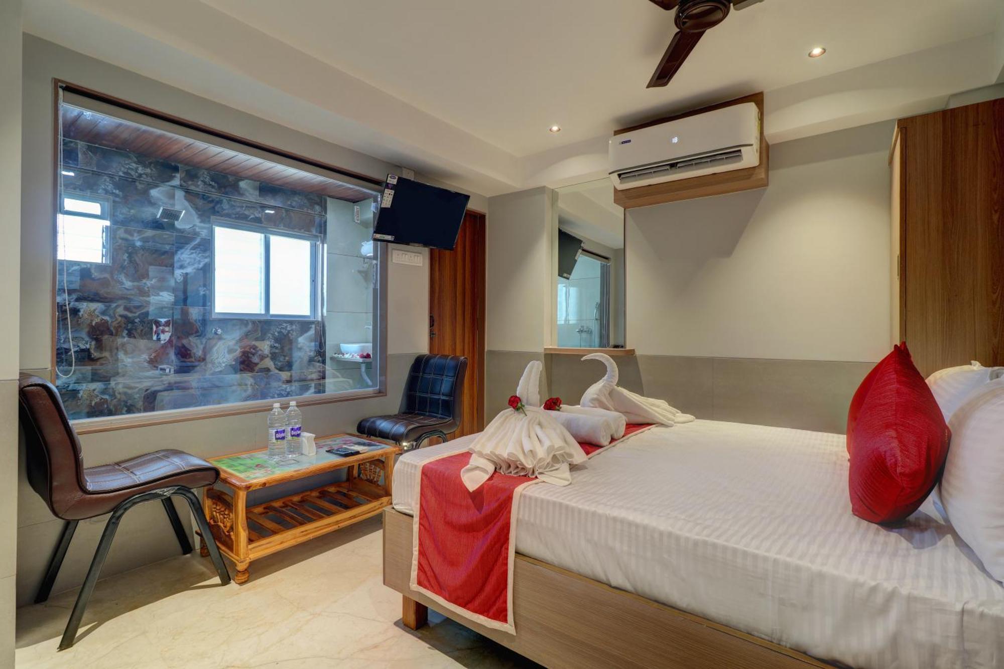 Sai Nidhi Residency Hotel Navi Mumbai Exterior photo
