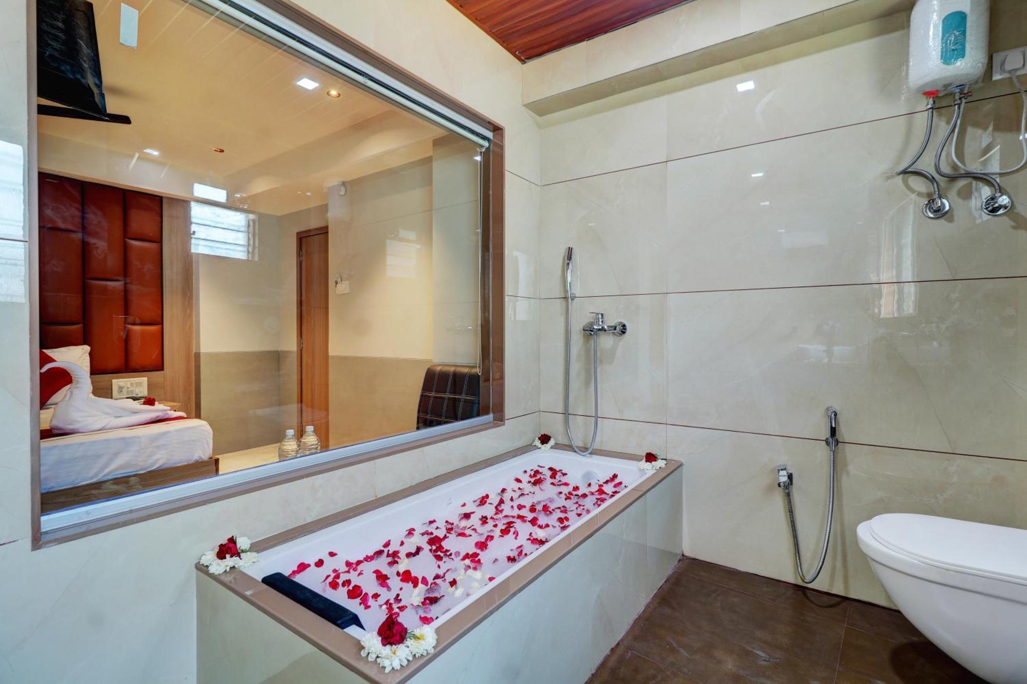 Sai Nidhi Residency Hotel Navi Mumbai Exterior photo